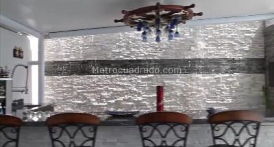 Casa de 5 alcobas en venta en El Peñon, Girardot, 680 m² · foto 12 de 20