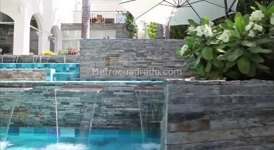Casa de 5 alcobas en venta en El Peñon, Girardot, 680 m² · foto 2 de 20