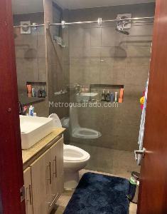 Apartamento de 3 alcobas en venta en Chico, Bogotá, 105 m² · foto 2 de 12