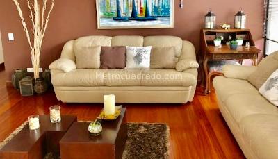 Apartamento de 3 alcobas en venta en Chico, Bogotá, 105 m² · foto 4 de 12