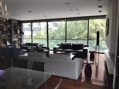 Apartamento de 3 alcobas en venta en La Cabrera, Bogotá, 271 m² · foto 2 de 8