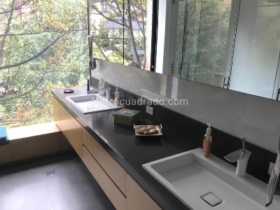 Apartamento de 3 alcobas en venta en La Cabrera, Bogotá, 271 m² · foto 8 de 8