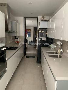 Apartamento de 3 alcobas en venta en Chico Navarra, Bogotá, 175 m² · foto 3 de 6