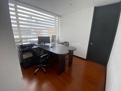 Apartamento de 3 alcobas en venta en Cedritos, Bogotá, 114 m² · foto 2 de 16