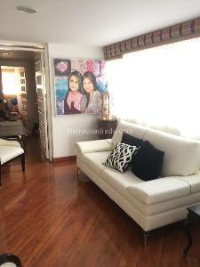Apartamento en venta en Santa Barbara Central, Bogotá · foto 5 de 15