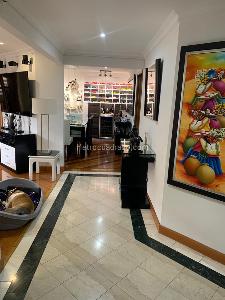 Apartamento en venta en Santa Barbara Central, Bogotá · foto 8 de 15