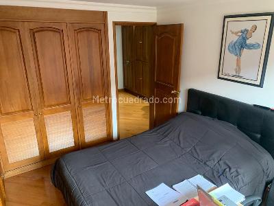 Apartamento en venta en Santa Barbara Central, Bogotá · foto 9 de 15