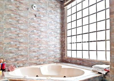 Apartamento de 3 alcobas en venta en Santa Barbara Occidental, Bogotá, 275 m² · foto 7 de 9