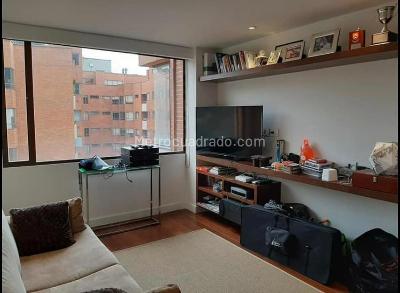 Apartamento de 3 alcobas en venta en Serramonte, Bogotá, 220 m² · foto 16 de 19