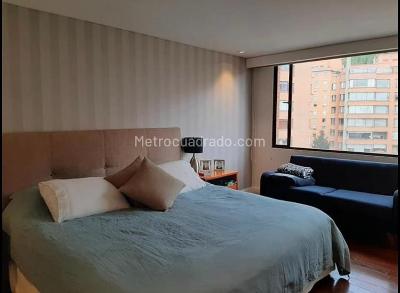 Apartamento de 3 alcobas en venta en Serramonte, Bogotá, 220 m² · foto 10 de 19