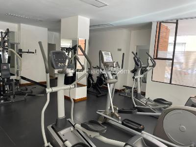 Apartamento de 3 alcobas en venta en Serramonte, Bogotá, 220 m² · foto 18 de 19