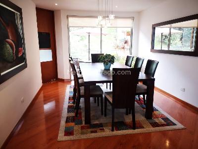 Apartamento de 3 alcobas en venta en Pino Foresta, Bogotá, 219 m² · foto 10 de 18