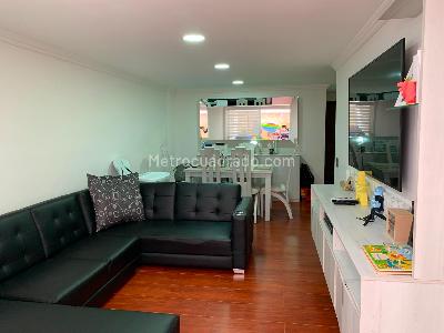 Apartamento en venta en Cedritos, Bogotá · foto 3 de 18