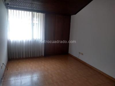 Casa en venta en Cedritos, Bogotá · foto 4 de 16