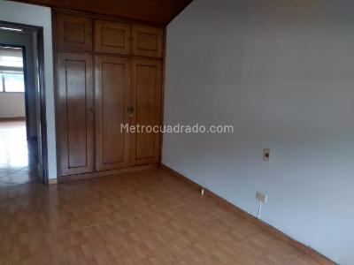 Casa en venta en Cedritos, Bogotá · foto 8 de 16