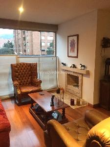 Apartamento de 3 alcobas en venta en Santa Barbara, Bogotá, 137 m² · foto 8 de 11