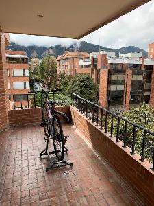 Apartamento de 4 alcobas en venta en La Carolina, Bogotá, 280 m² · foto 4 de 19