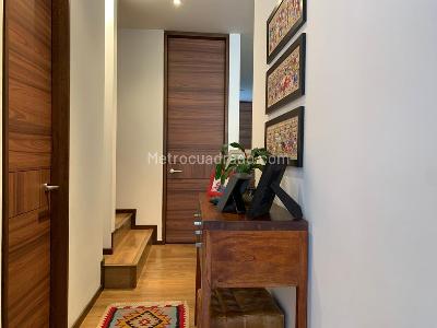 Apartamento de 3 alcobas en venta en Santa Paula, Bogotá, 101 m² · foto 3 de 15