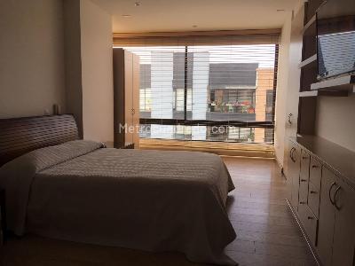 Apartamento de 3 alcobas en venta en Santa Barbara Occidental, Bogotá, 136 m² · foto 10 de 14