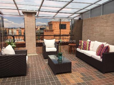 Apartamento de 3 alcobas en venta en Santa Barbara Occidental, Bogotá, 136 m² · foto 3 de 14