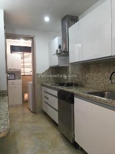 Apartamento de 3 alcobas en venta en Santa Barbara Occidental, Bogotá, 136 m² · foto 7 de 14