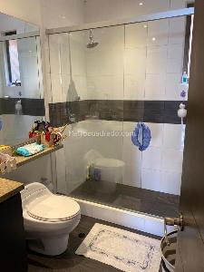 Apartamento de 4 alcobas en venta en Chico Navarra, Bogotá, 245 m² · foto 16 de 17
