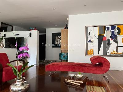 Apartamento de 4 alcobas en venta en Chico Navarra, Bogotá, 245 m² · foto 6 de 17