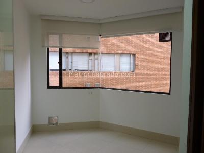 Apartamento en venta en Chico, Bogotá · foto 7 de 18