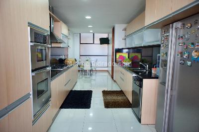 Apartamento de 3 alcobas en venta en Bosque Medina, Bogotá, 279 m² · foto 6 de 14