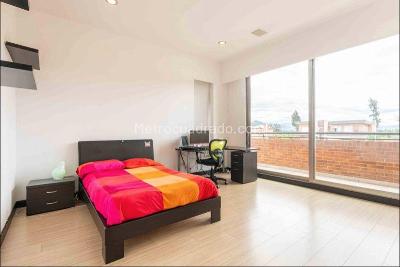 Casa de 3 alcobas en venta en San Simón, Bogotá, 470 m² · foto 15 de 17