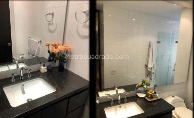 Apartamento de 3 alcobas en venta en Chico Navarra, Bogotá, 140 m² · foto 4 de 11