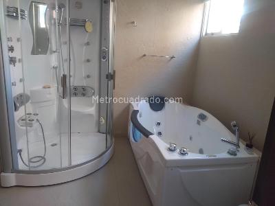 Apartamento en venta en La Carolina, Bogotá · foto 12 de 18