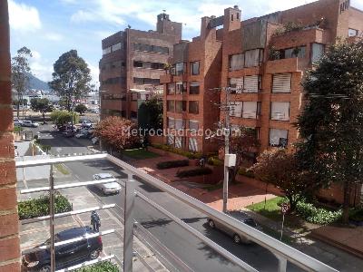 Apartamento en venta en La Carolina, Bogotá · foto 4 de 18