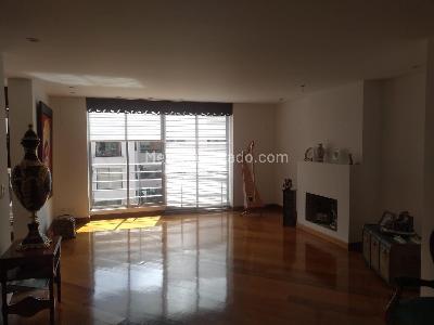 Apartamento en venta en La Carolina, Bogotá · foto 8 de 18