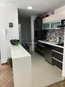 Apartamento en venta en Santa Bárbara, Bogotá · foto 8 de 20