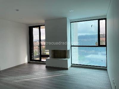 Apartamento en venta en San José De Bavaria, Bogotá · foto 2 de 11