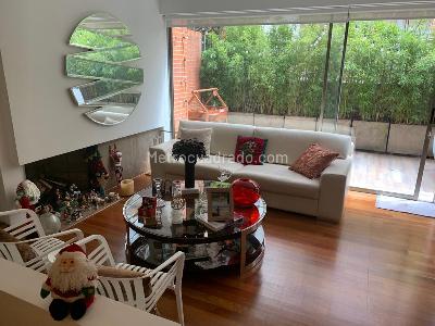 Apartamento de 3 alcobas en venta en Chico Reservado, Bogotá, 199 m² · foto 2 de 15