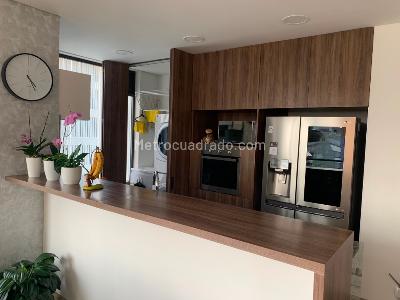 Apartamento de 2 alcobas en venta en Chico Norte, Bogotá, 114 m² · foto 10 de 19