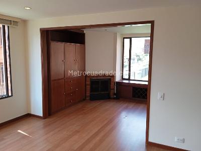 Apartamento de 3 alcobas en venta en Santa Paula, Bogotá, 133 m² · foto 3 de 20