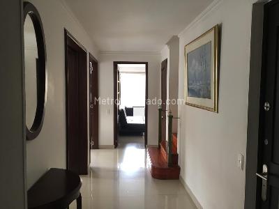 Apartamento en venta en Santa Bárbara Occidental, Bogotá · foto 3 de 19