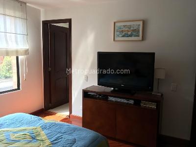 Apartamento en venta en Santa Bárbara Occidental, Bogotá · foto 7 de 19