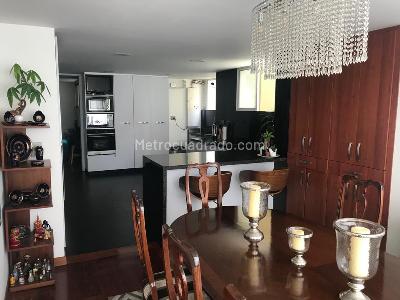 Apartamento en venta en Santa Bárbara Central, Bogotá · foto 4 de 20