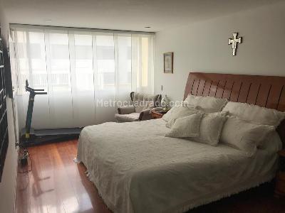 Apartamento en venta en Santa Bárbara Central, Bogotá · foto 7 de 20