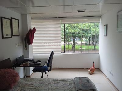 Apartamento en venta en Santa Bárbara Central, Bogotá · foto 10 de 14