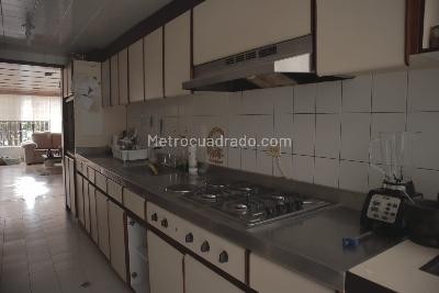 Apartamento en venta en Santa Bárbara Central, Bogotá · foto 3 de 14