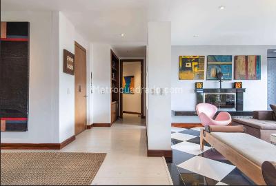 Apartamento en venta en Santa Bárbara Alta, Bogotá · foto 3 de 17