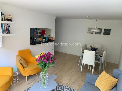 Apartamento de 3 alcobas en venta en Santa Ana Occidental, Bogotá, 86 m² · foto 2 de 19
