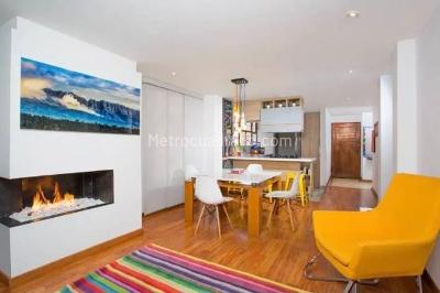 Apartamento en venta en La Carolina, Bogotá · foto 4 de 8