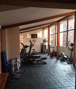 Apartamento de 3 alcobas en arriendo en Camino Del Country, Bogotá, 180 m² · foto 16 de 18