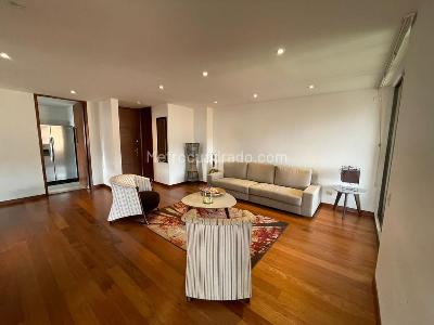 Apartamento de 3 alcobas en arriendo en Camino Del Country, Bogotá, 180 m² · foto 2 de 18